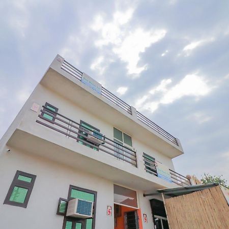 Hotel O Bhardwaj Guest House Garhi Harsaru Esterno foto