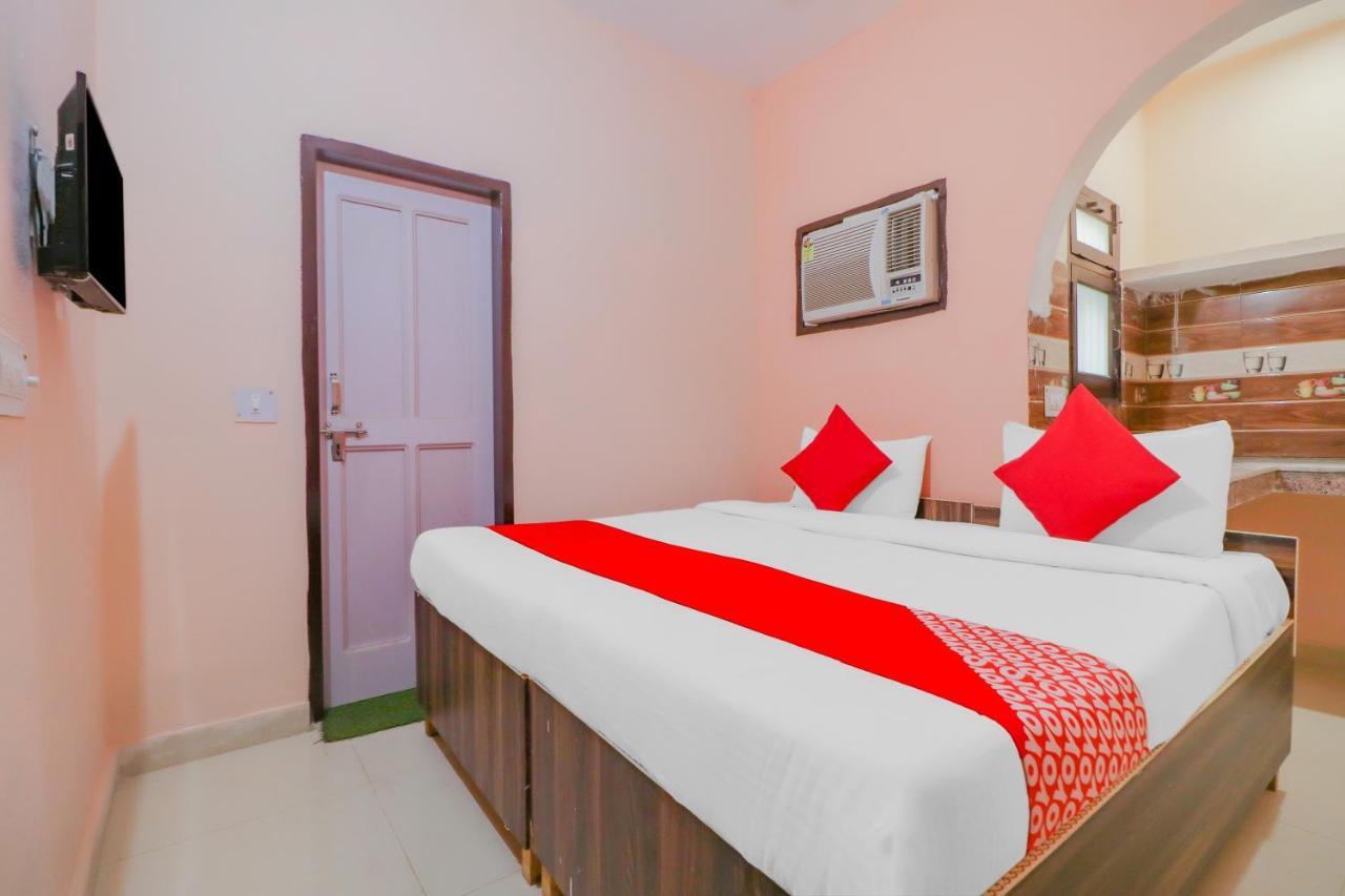 Hotel O Bhardwaj Guest House Garhi Harsaru Esterno foto