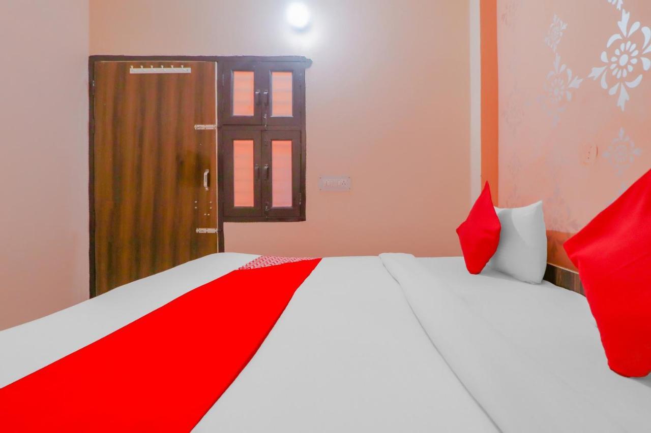 Hotel O Bhardwaj Guest House Garhi Harsaru Esterno foto